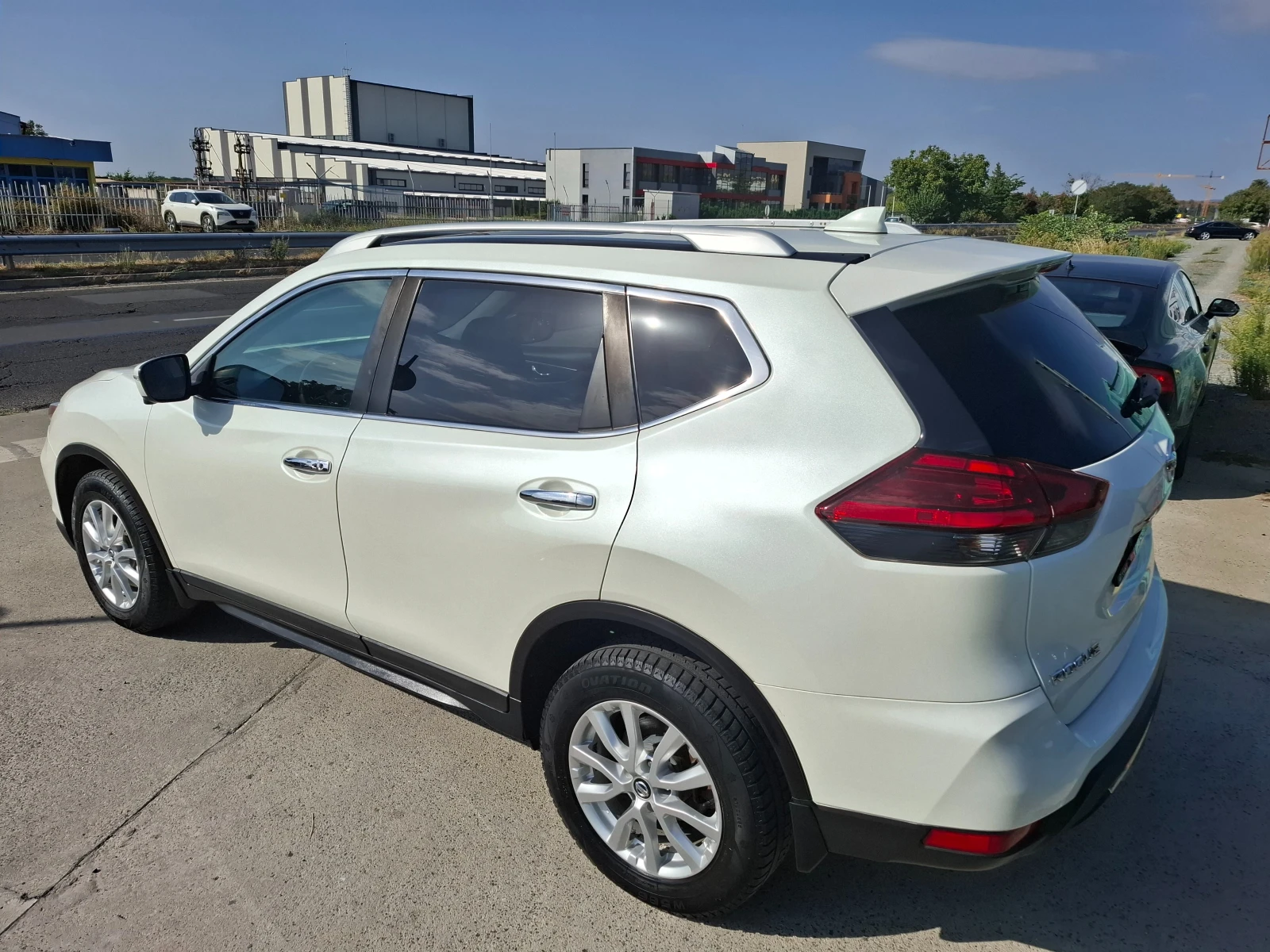 Nissan Rogue 2, 5i  4х4 фейслифт  - изображение 5