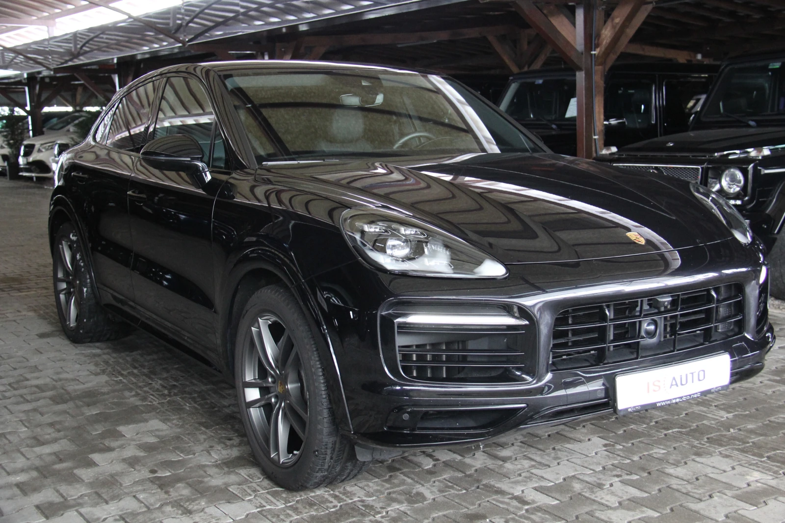 Porsche Cayenne Coupe/Sport Design/Bose/PDLS+ /Обдухв/360Каме/Пано - изображение 2