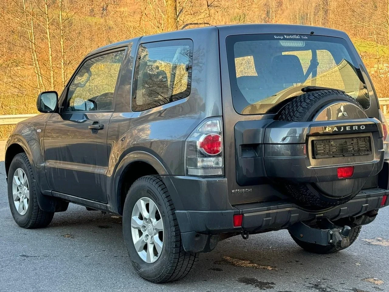 Mitsubishi Pajero 3200 - изображение 2