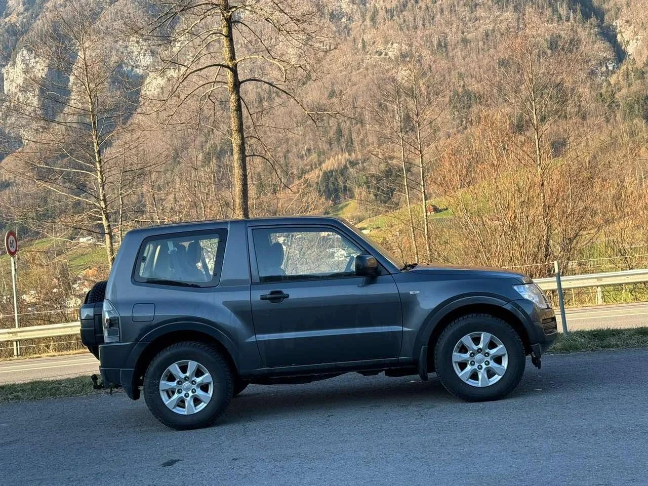 Mitsubishi Pajero 3200 - изображение 3