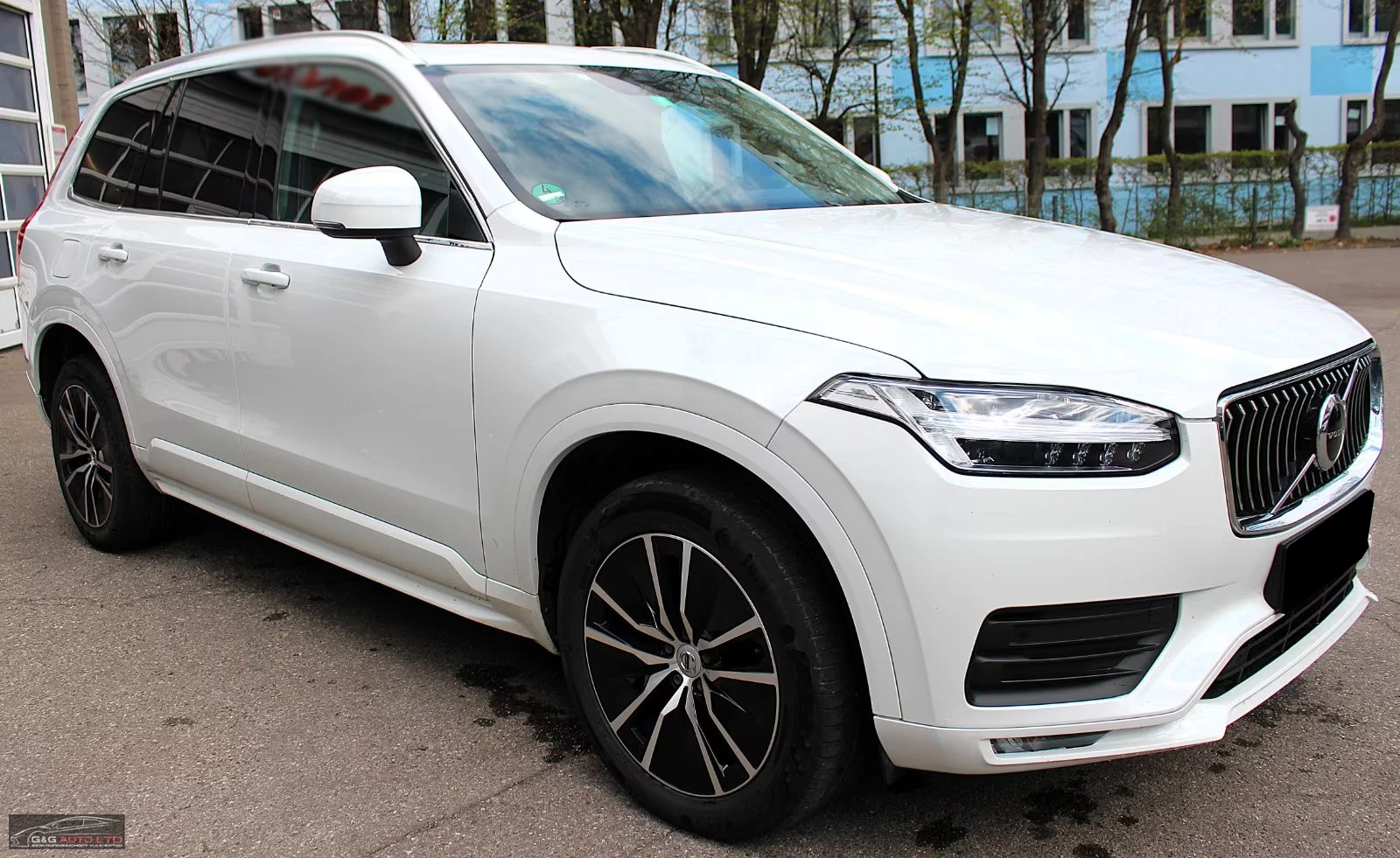 Volvo Xc90 MOMENTUM-PRO/235HP/AWD/NAVI/LED/PANO/CAM/AMBI/101g - изображение 4