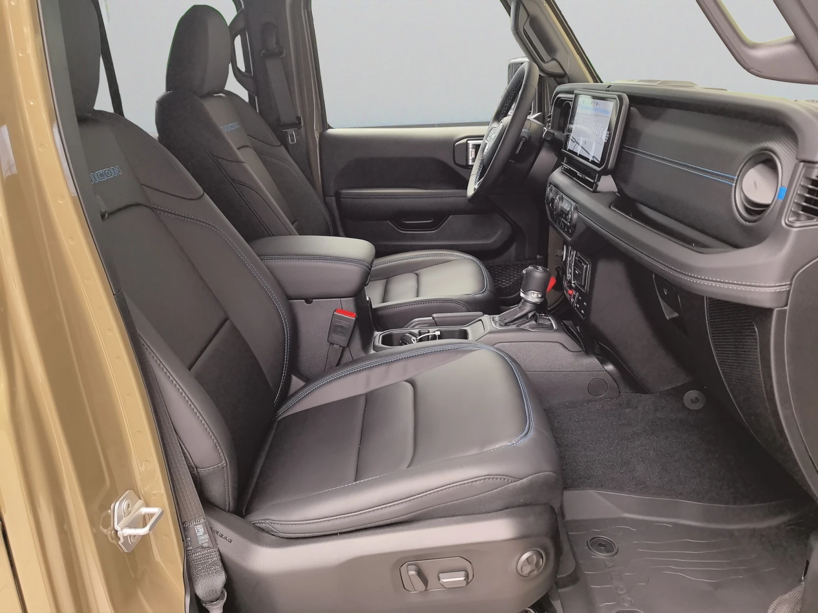 Jeep Wrangler Rubicon 2.0 PHEV AT8 AWD | Mobile.bg   13