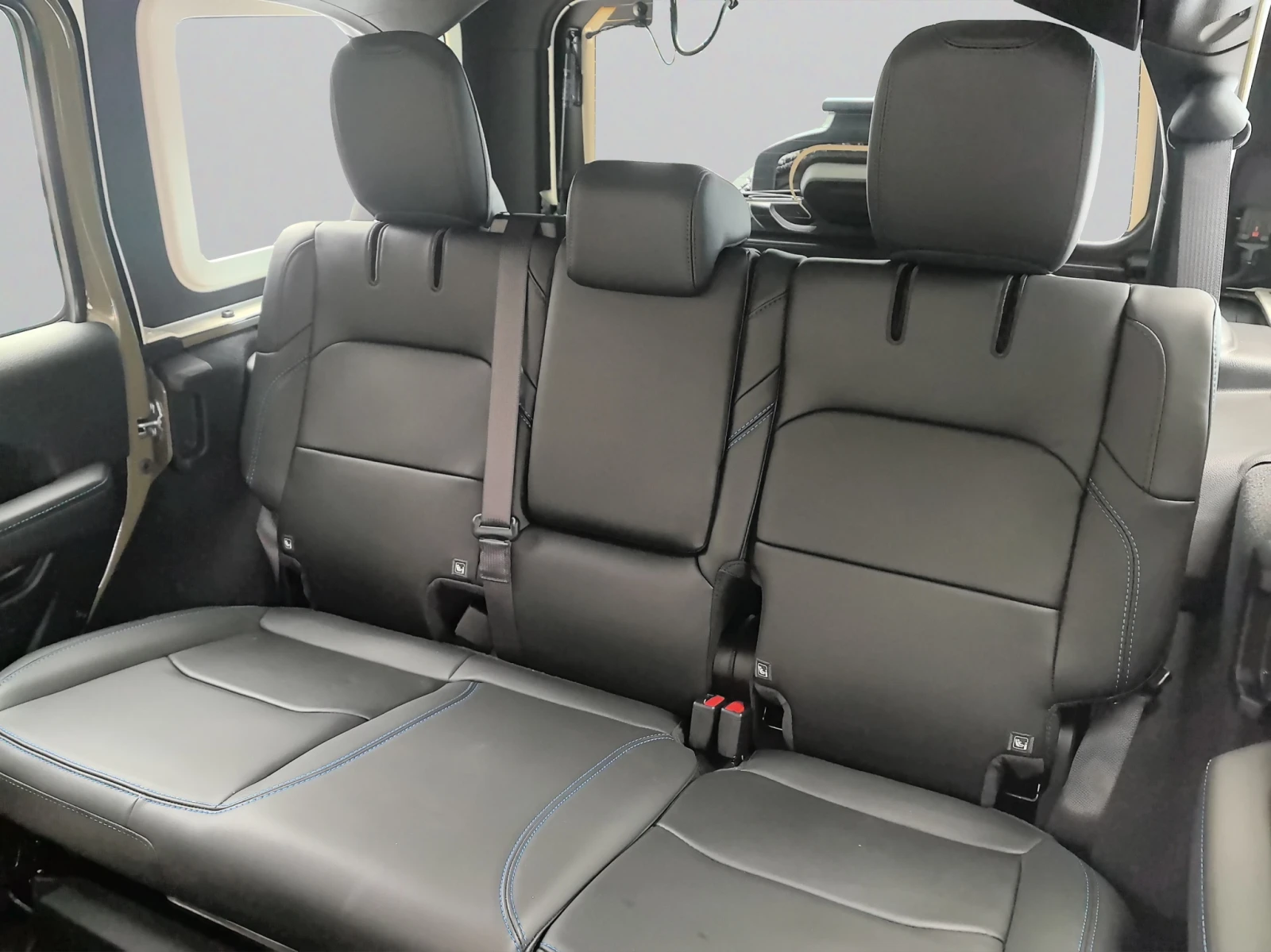 Jeep Wrangler Rubicon 2.0 PHEV AT8 AWD | Mobile.bg   14