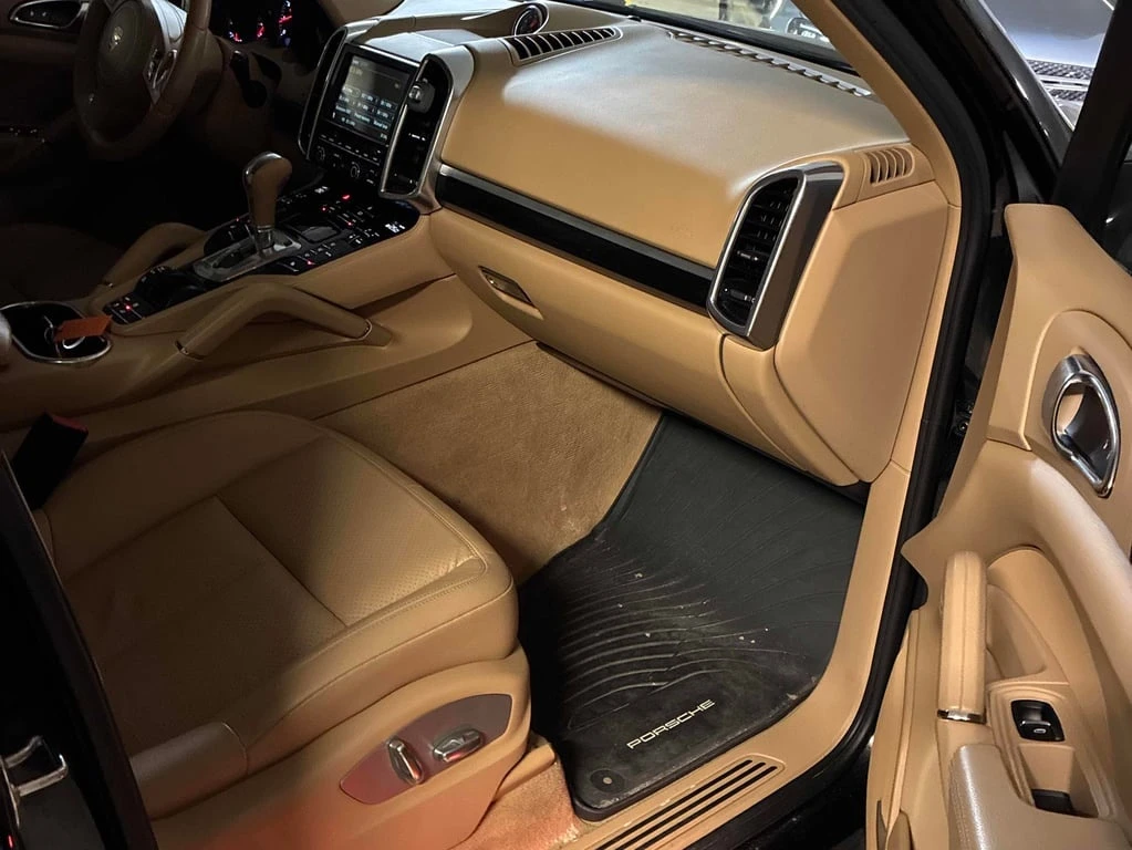 Porsche Cayenne * AWD 4dr * CARFAX *    | Mobile.bg   14