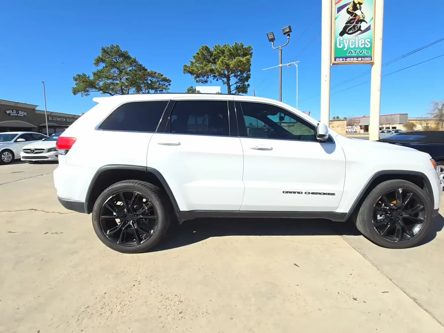 Jeep Grand cherokee Laredo - изображение 2
