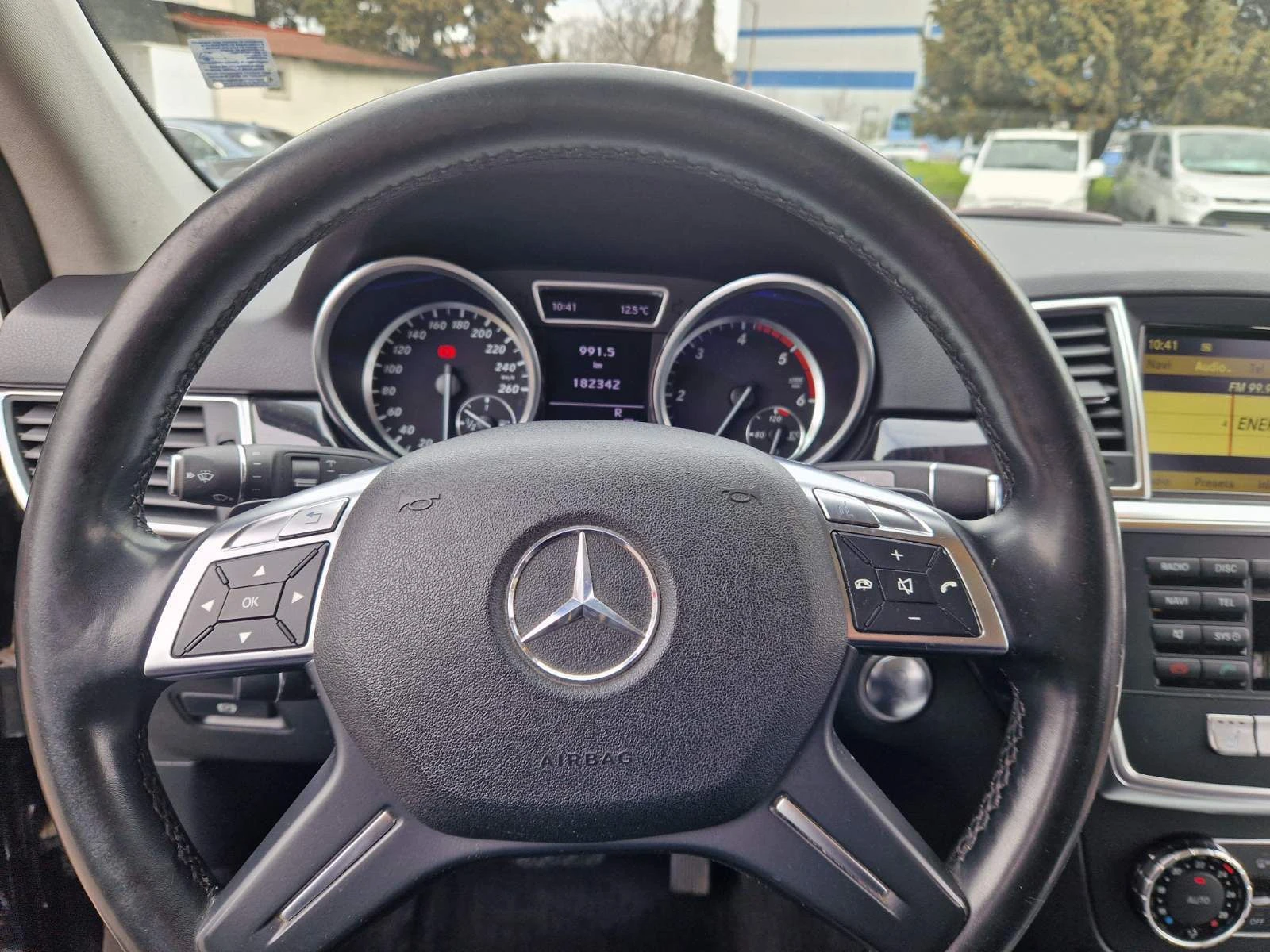 Mercedes-Benz ML 350, снимка 5 - Автомобили и джипове - 54063219