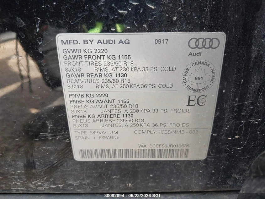 Audi Q3 2.0l Premium, снимка 9 - Автомобили и джипове - 55074059