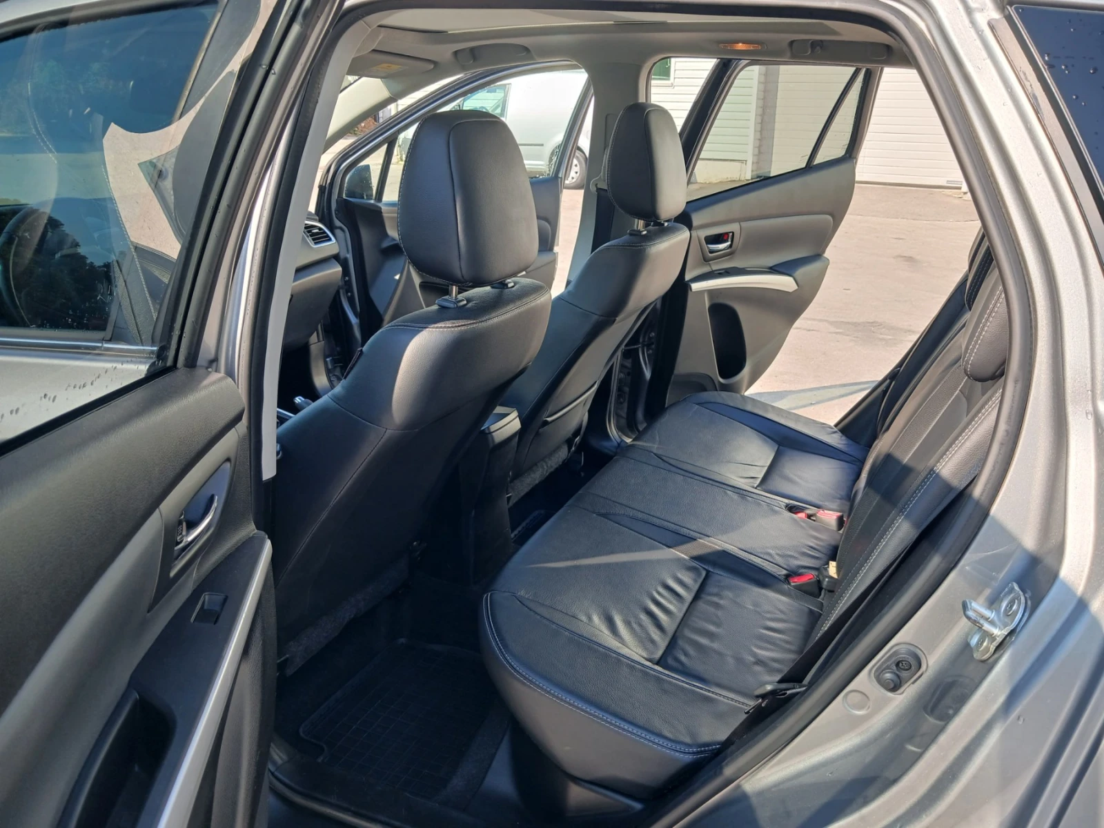 Suzuki SX4 S-Cross, снимка 9 - Автомобили и джипове - 55576188