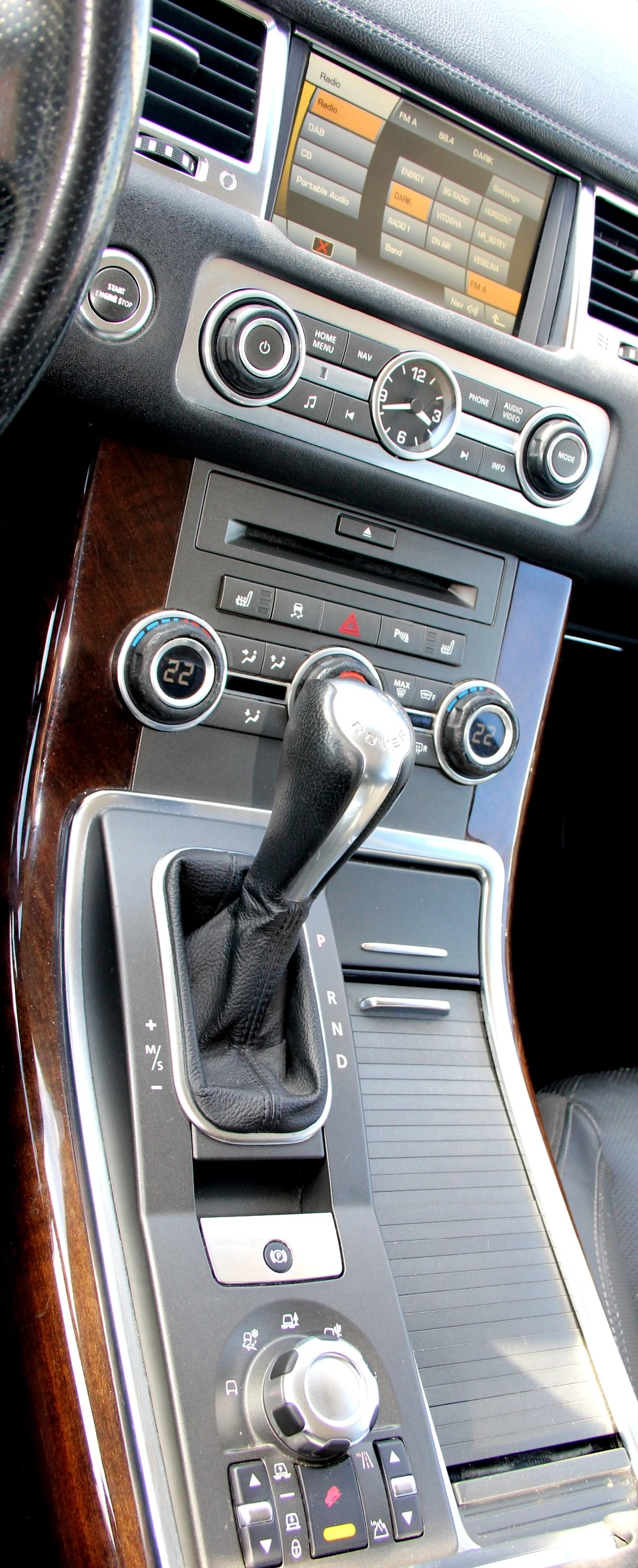Land Rover Range Rover Sport Black edition, снимка 8 - Автомобили и джипове - 55879649