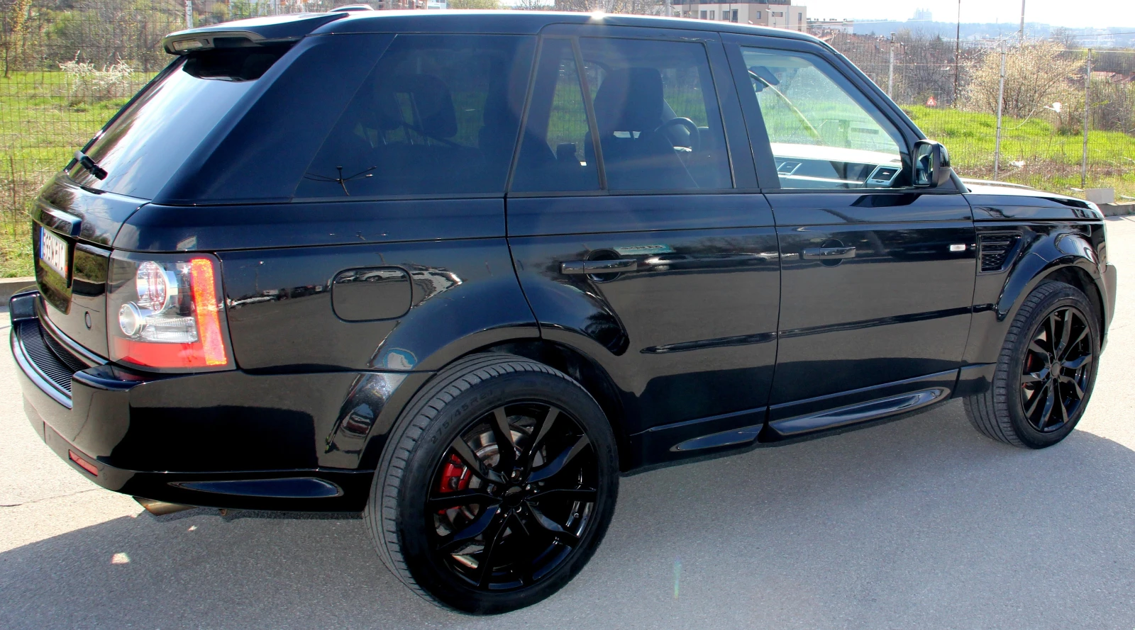 Land Rover Range Rover Sport Black edition, снимка 3 - Автомобили и джипове - 55879649