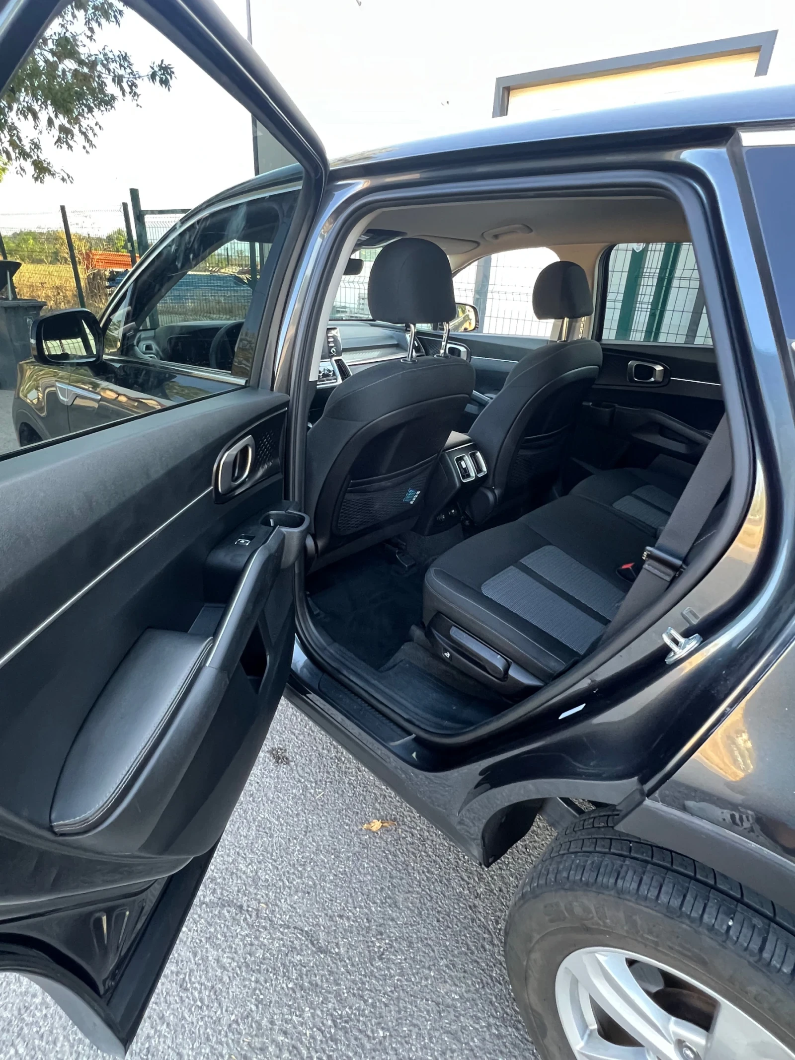 Kia Sorento 6+ 1, снимка 6 - Автомобили и джипове - 56019100