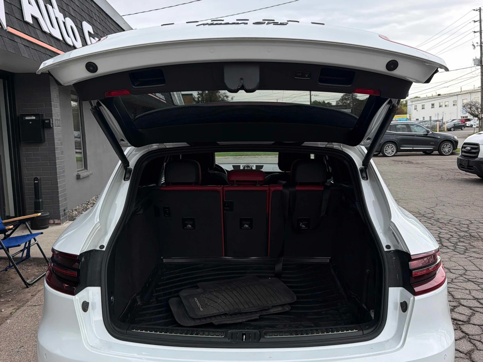 Porsche Macan * GTS * 62 879 KM * BOSE * ЩОРИ * ОБДУХВАНЕ * , снимка 13 - Автомобили и джипове - 56099772