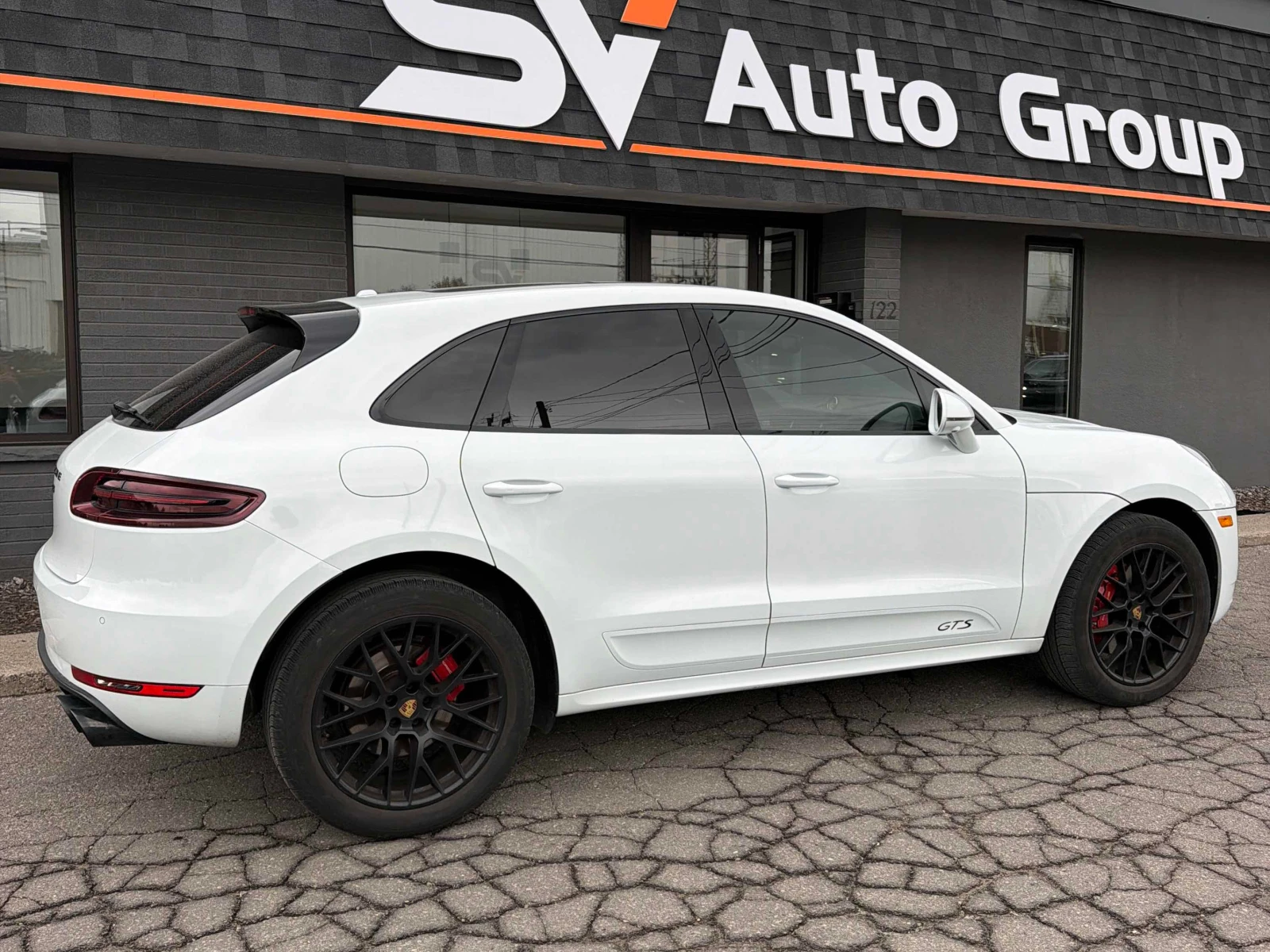 Porsche Macan * GTS * 62 879 KM * BOSE * ЩОРИ * ОБДУХВАНЕ * , снимка 3 - Автомобили и джипове - 56099772