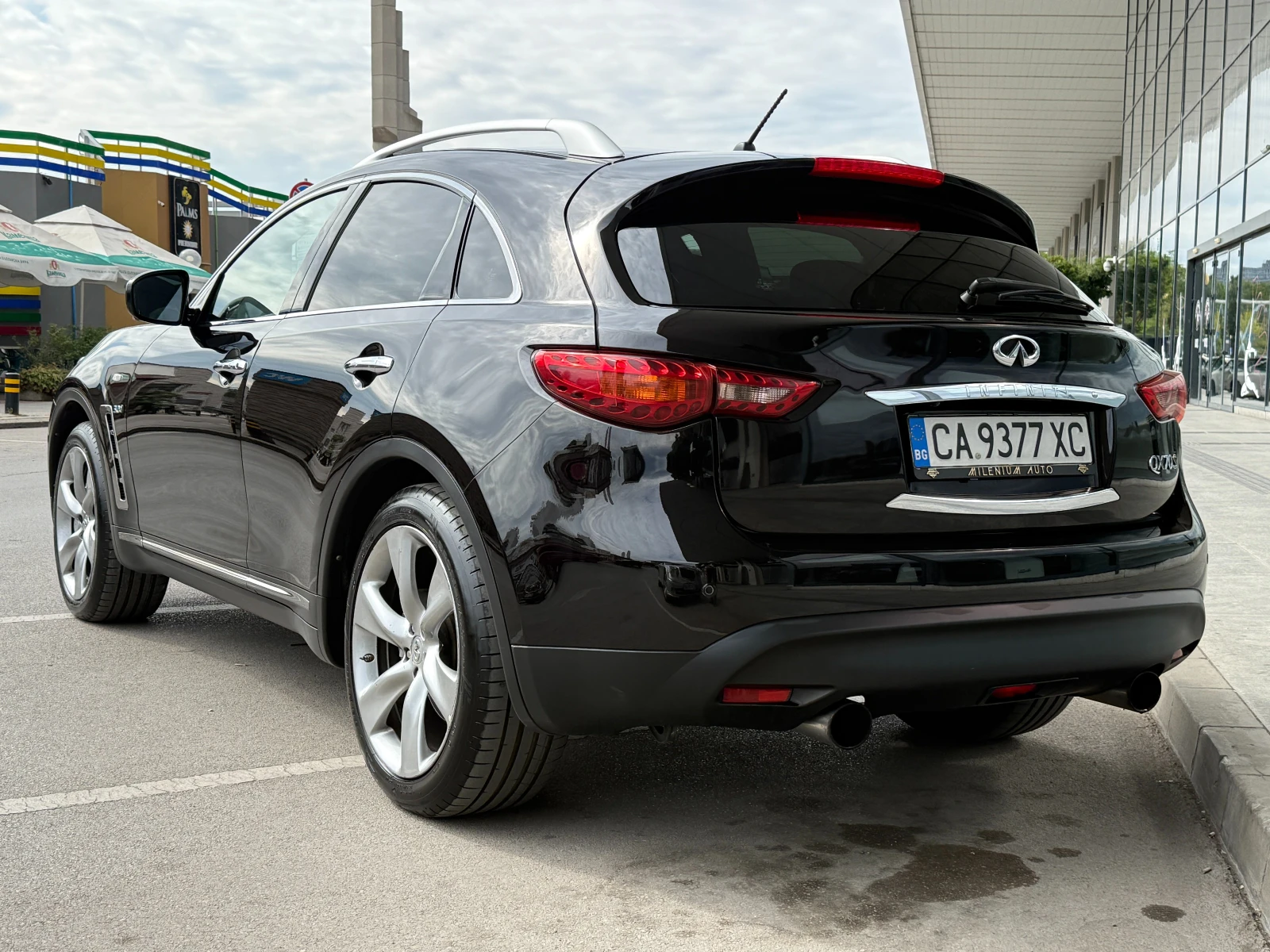 Infiniti QX70 6 МЕСЕЦА ГАРА0НЦИЯ/3.0D 238к.с. От България!!!, снимка 3 - Автомобили и джипове - 56103280