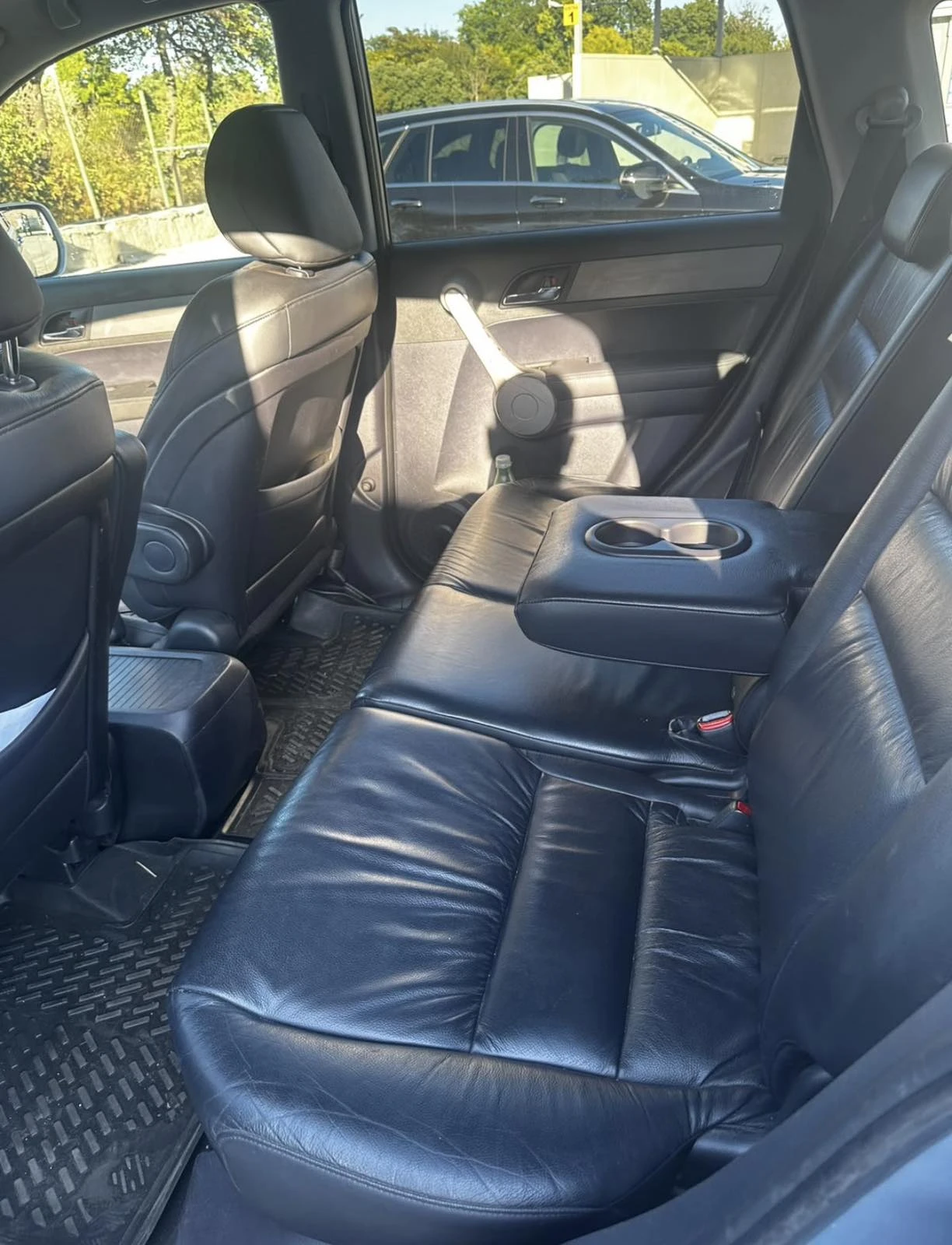 Honda Cr-v exclusive, снимка 4 - Автомобили и джипове - 56255689