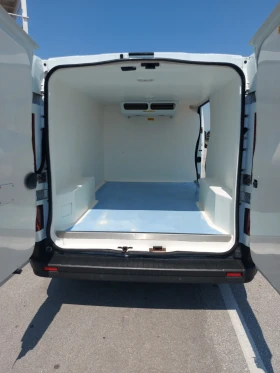 Renault Trafic събира 3 евро палета! Ориг.КМ и БОЯ, снимка 6