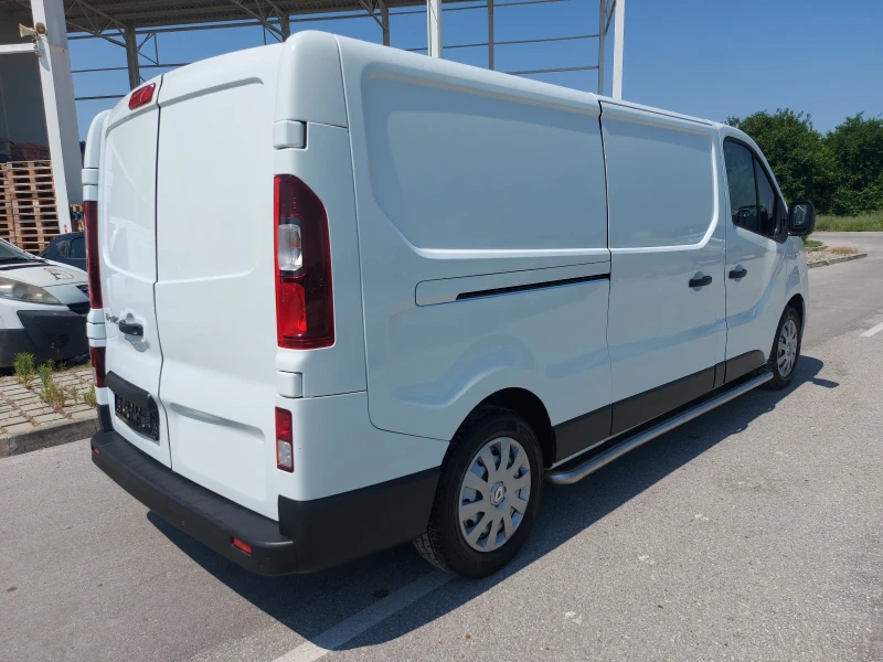 Renault Trafic събира 3 евро палета! Ориг.КМ и БОЯ, снимка 4 - Бусове и автобуси - 50751342