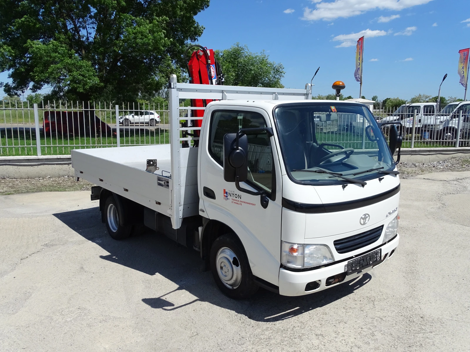 Toyota DYNA БОРДОВИ С КРАН 1670 kg, снимка 11 - Бусове и автобуси - 54712769