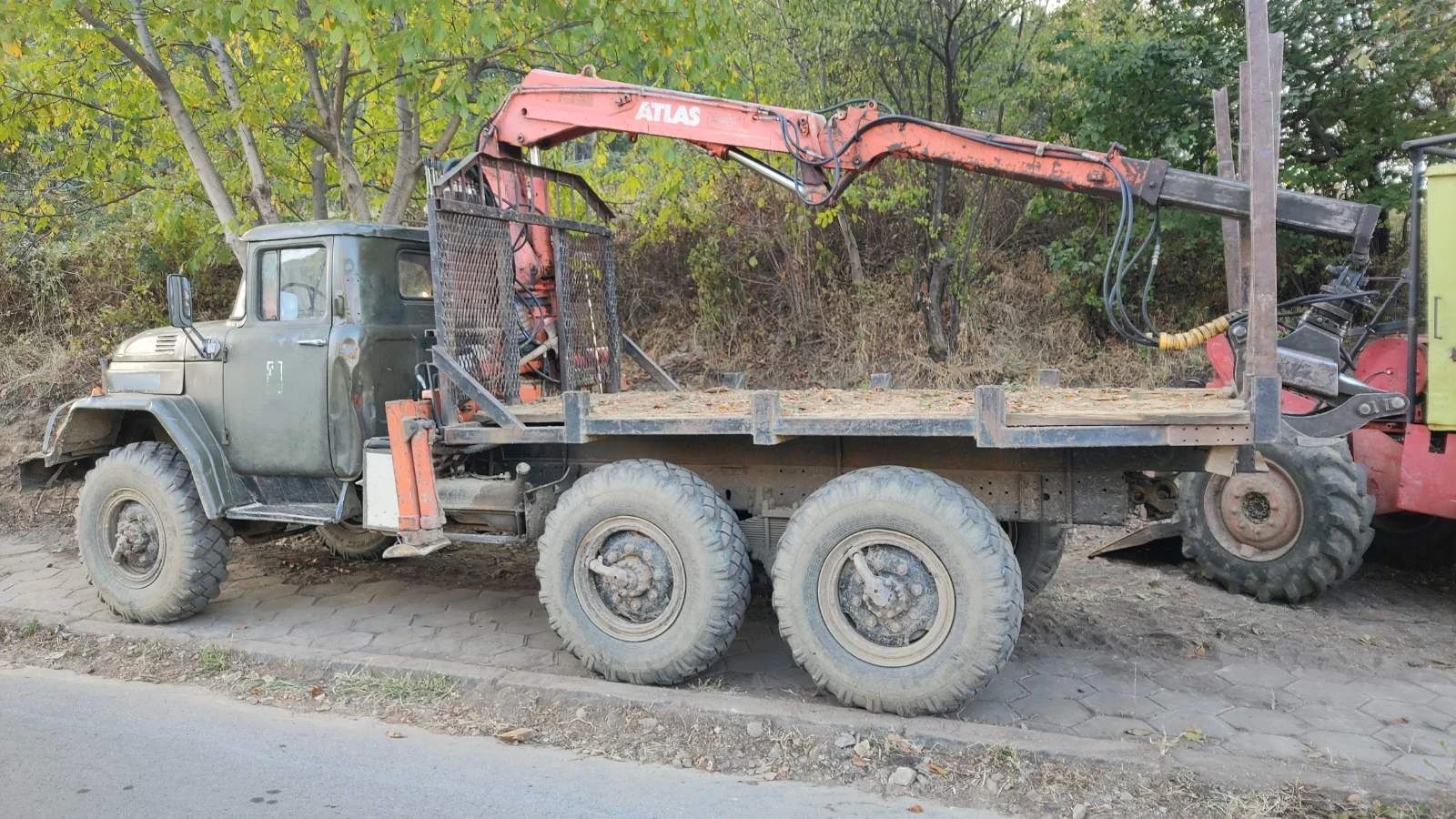 Zil 131 Мерцедес 170кс, снимка 11 - Камиони - 55905271