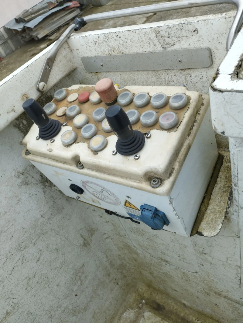 Автовишка Ruthmann TBR 200, снимка 12 - Индустриална техника - 52475011