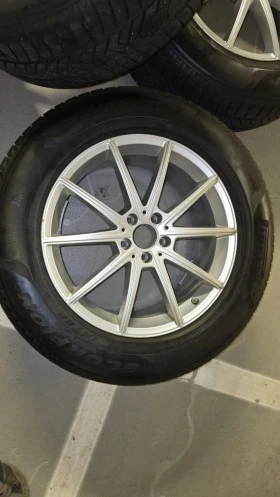 Гуми с джанти Pirelli 275/55R19, снимка 8 - Гуми и джанти - 46628414