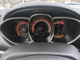 Lada Vesta CROSS 1.6 Бензин 102 кс, Евро 6, Топ състояние , снимка 11