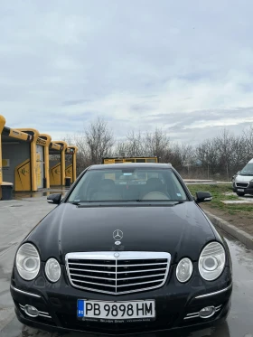 Mercedes-Benz E 320, снимка 1