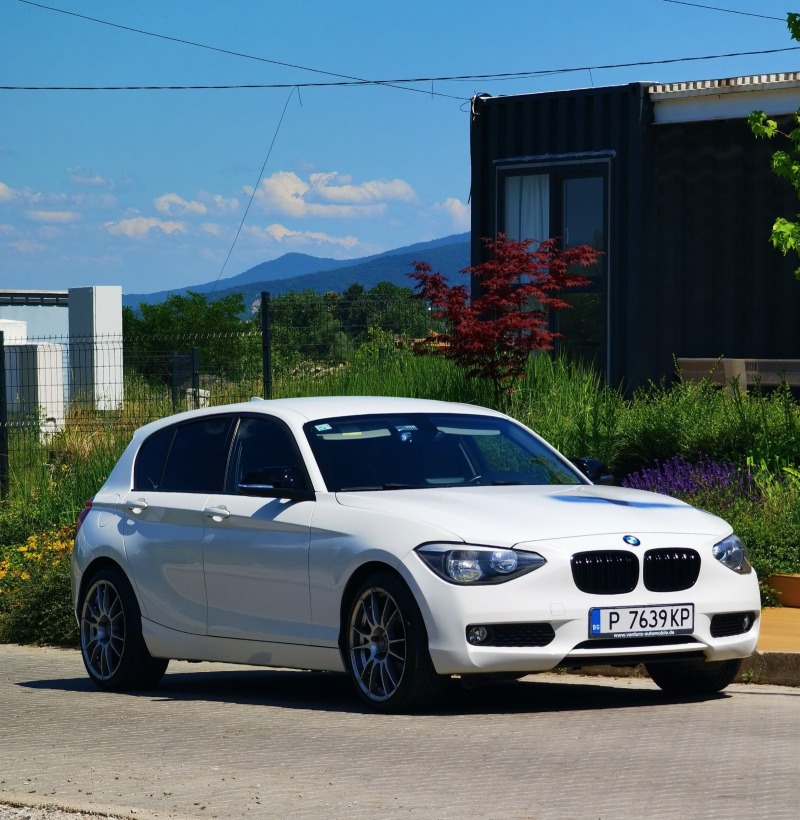 BMW 118 D Сменени вериги! , снимка 2 - Автомобили и джипове - 46241511