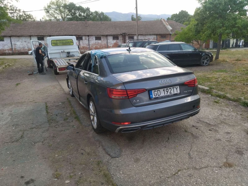 Audi A4, снимка 2 - Автомобили и джипове - 47361589