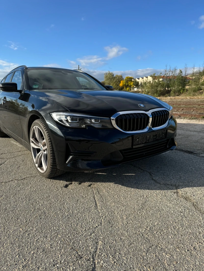 BMW 318 Mild hybrid, снимка 1 - Автомобили и джипове - 47444072