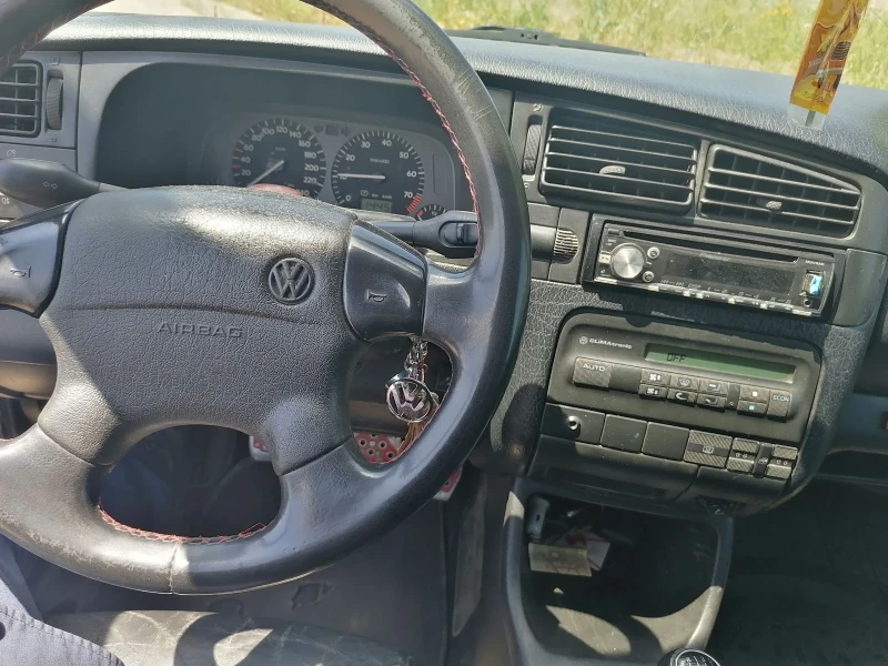 VW Golf 2.0 GTI gaz inj, снимка 8 - Автомобили и джипове - 48536601