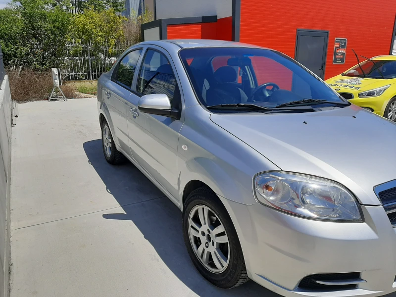 Chevrolet Aveo, снимка 6 - Автомобили и джипове - 49057173