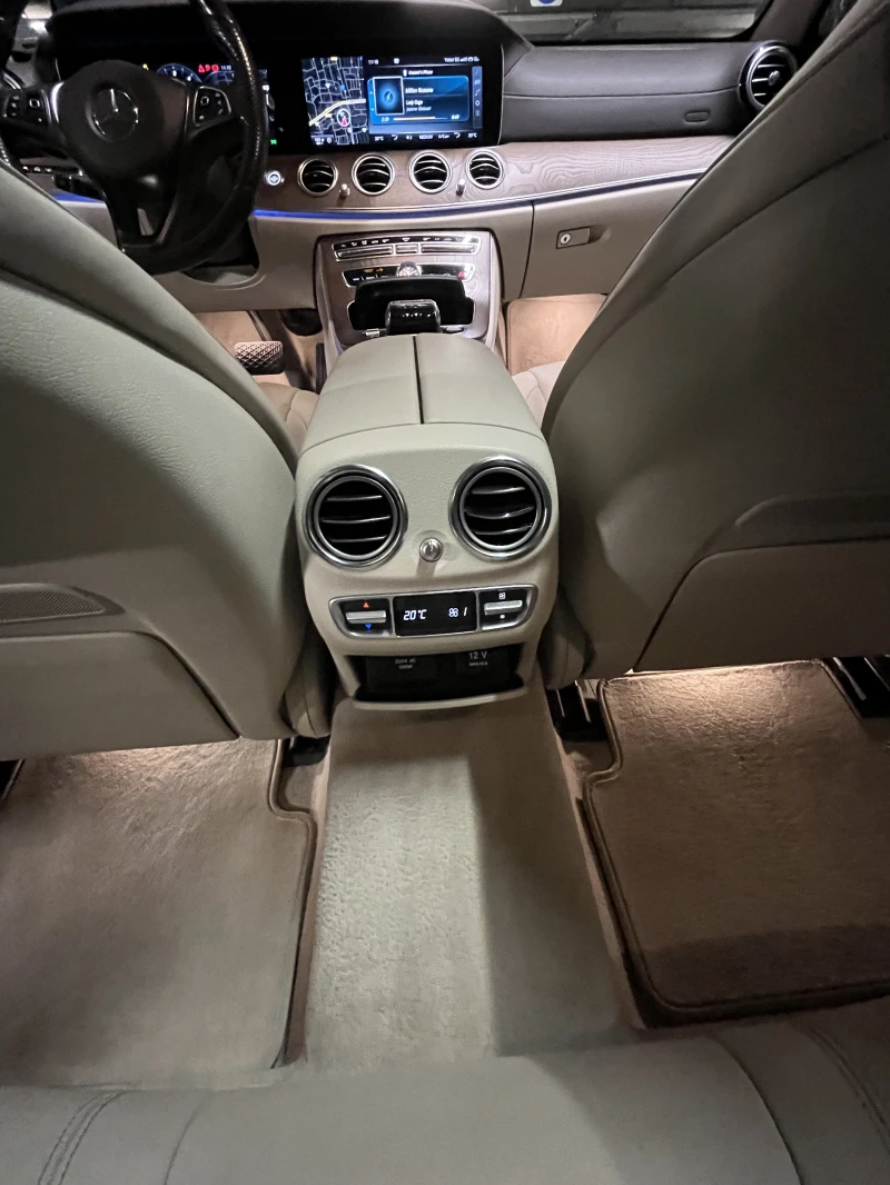 Mercedes-Benz E 220 AMG* DIG* BUR* PANO* AIR* NAV* , снимка 15 - Автомобили и джипове - 52554449