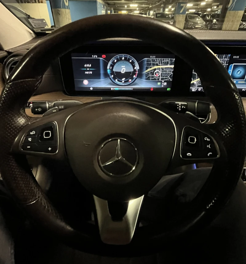 Mercedes-Benz E 220 AMG* DIG* BUR* PANO* AIR* NAV* , снимка 8 - Автомобили и джипове - 52554449