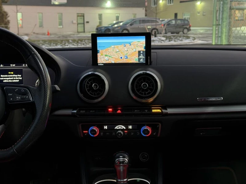 Audi S3 B&O* КАМЕРА* ШИБИДАХ* ПОДГРЕВ* DIGITAL DASH* LANE, снимка 9 - Автомобили и джипове - 52868778