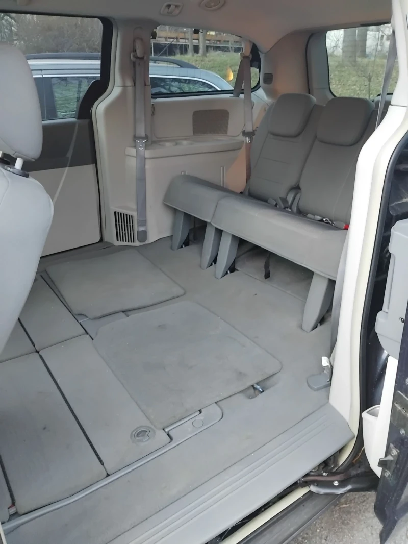 Chrysler Gr.voyager 2.8 CDR, снимка 4 - Автомобили и джипове - 52965221