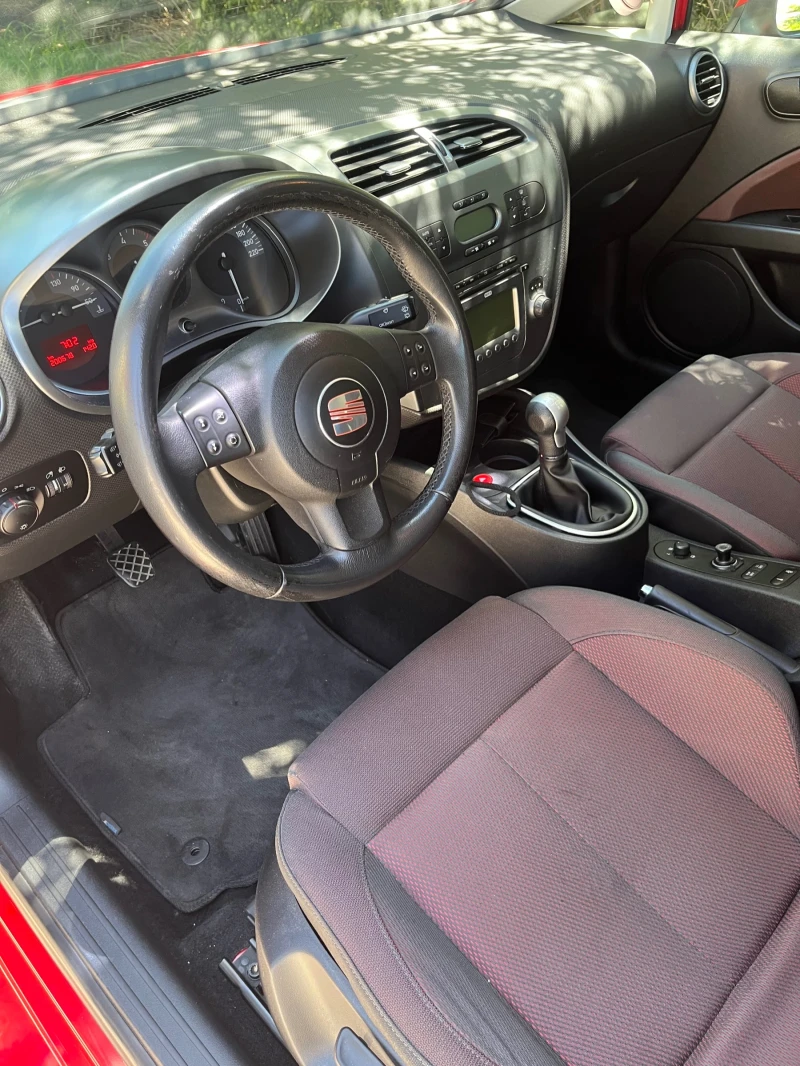 Seat Leon, снимка 7 - Автомобили и джипове - 53363781