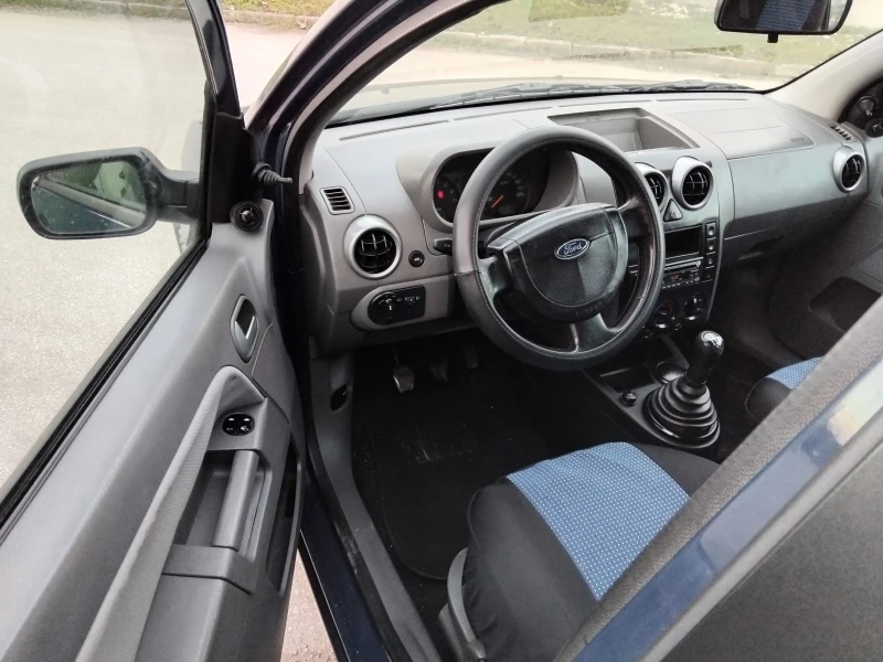 Ford Fusion 1.6i.80+ КЛИМА. БЕНЗИН 2004г , снимка 15 - Автомобили и джипове - 53499649