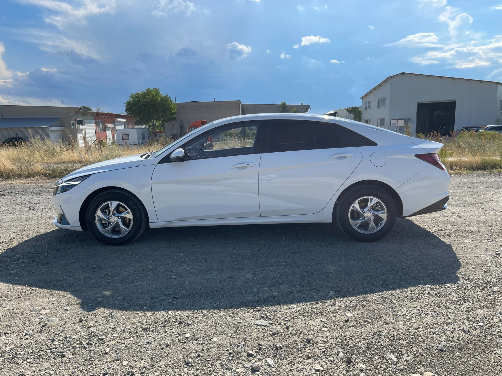 Hyundai Elantra 2021 AVANTE 1.6 БЕНЗИН СЪС ВЪЗМОЖНОСТ ЗА ГАЗ - изображение 2