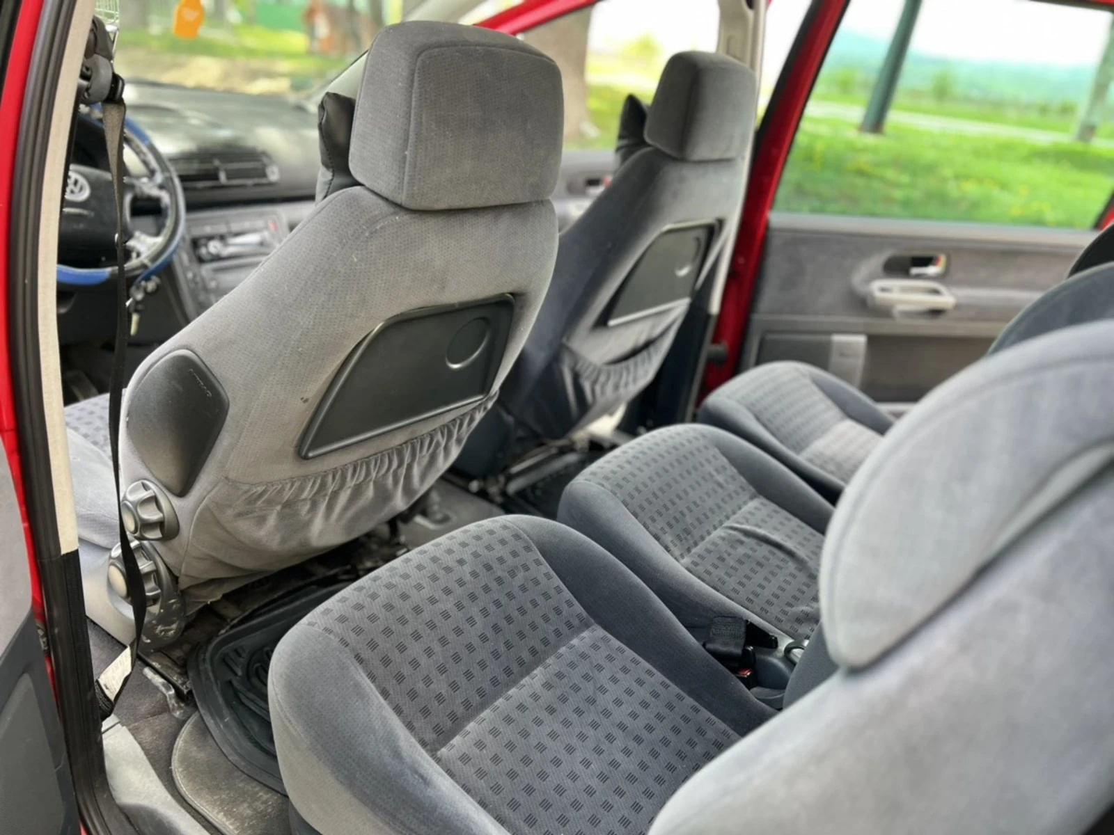 VW Sharan 6 + 1, 116к.с. , Много запазена - изображение 6