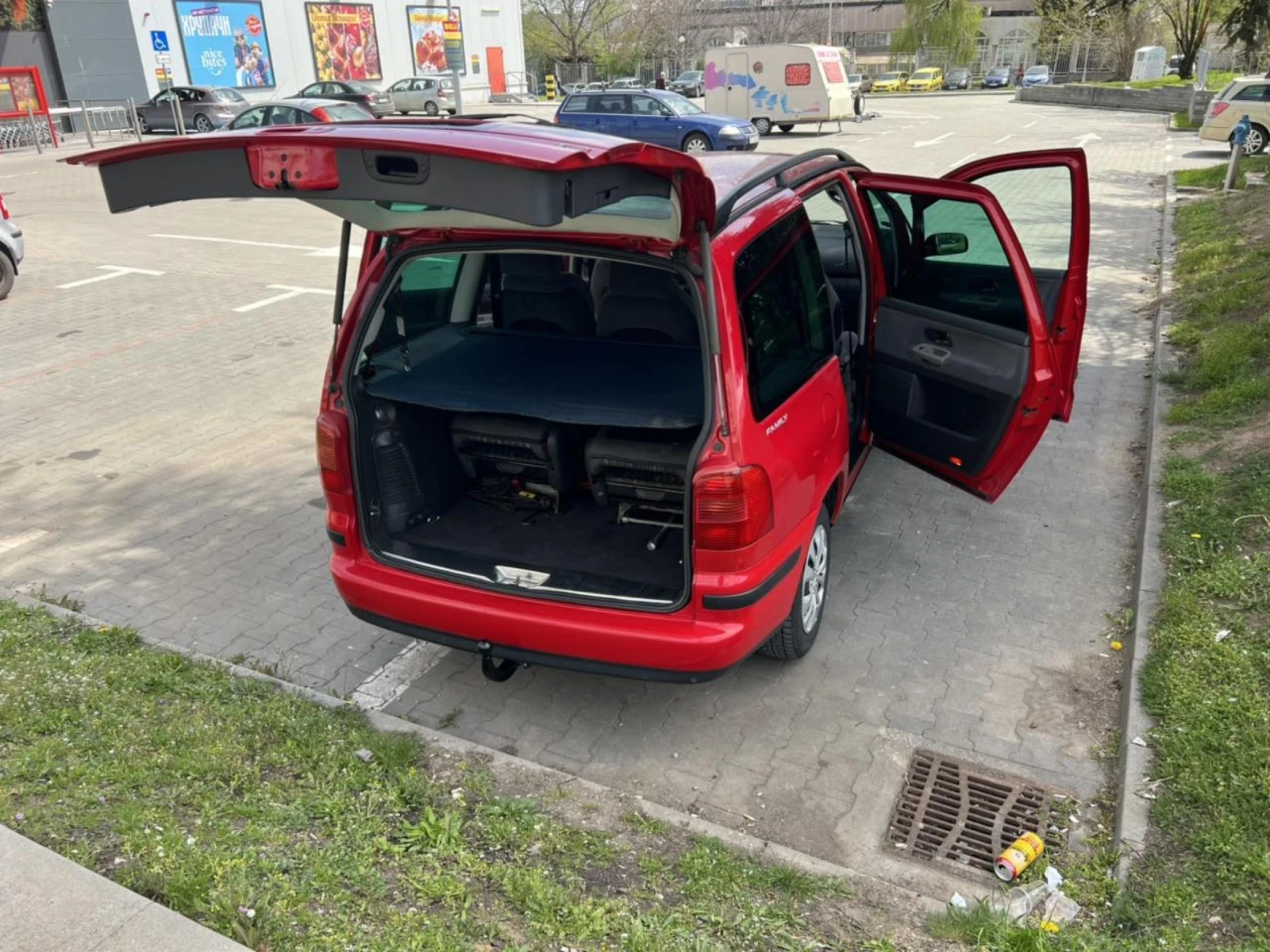 VW Sharan 6 + 1, 116к.с. , Много запазена - изображение 5