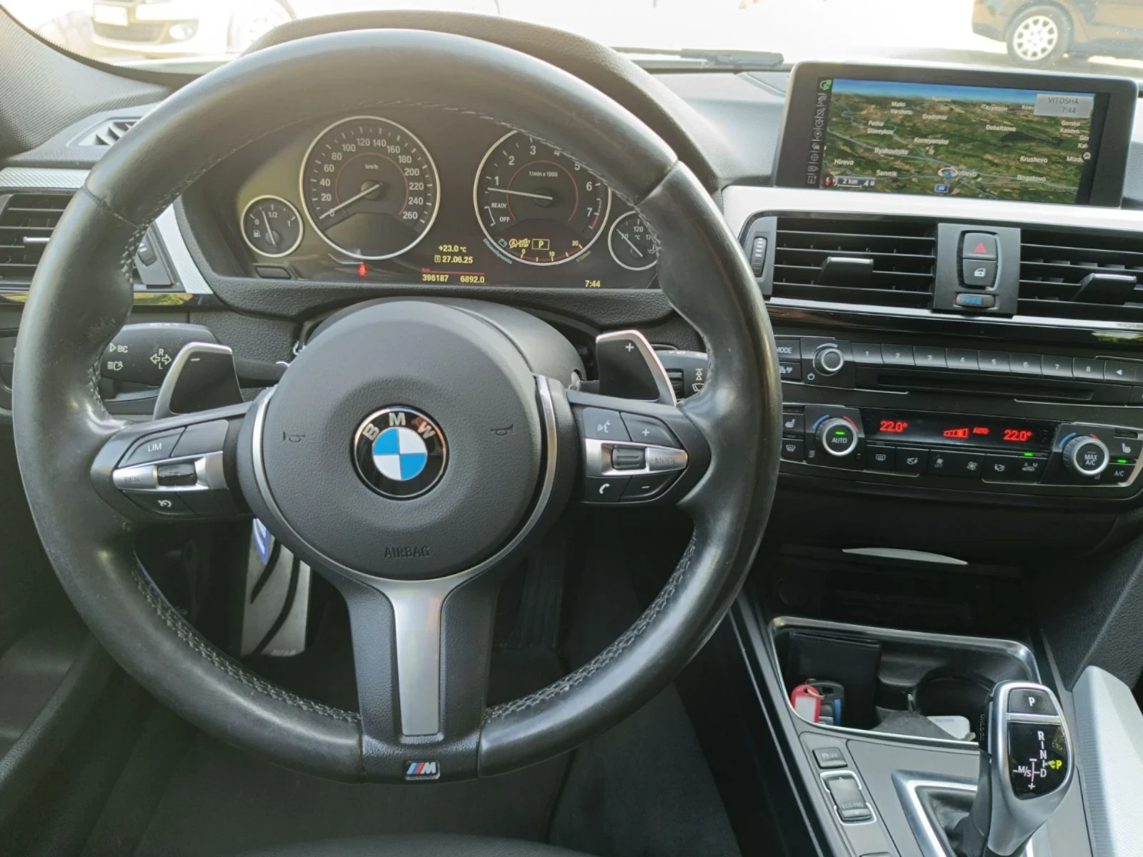 BMW 335  - изображение 9