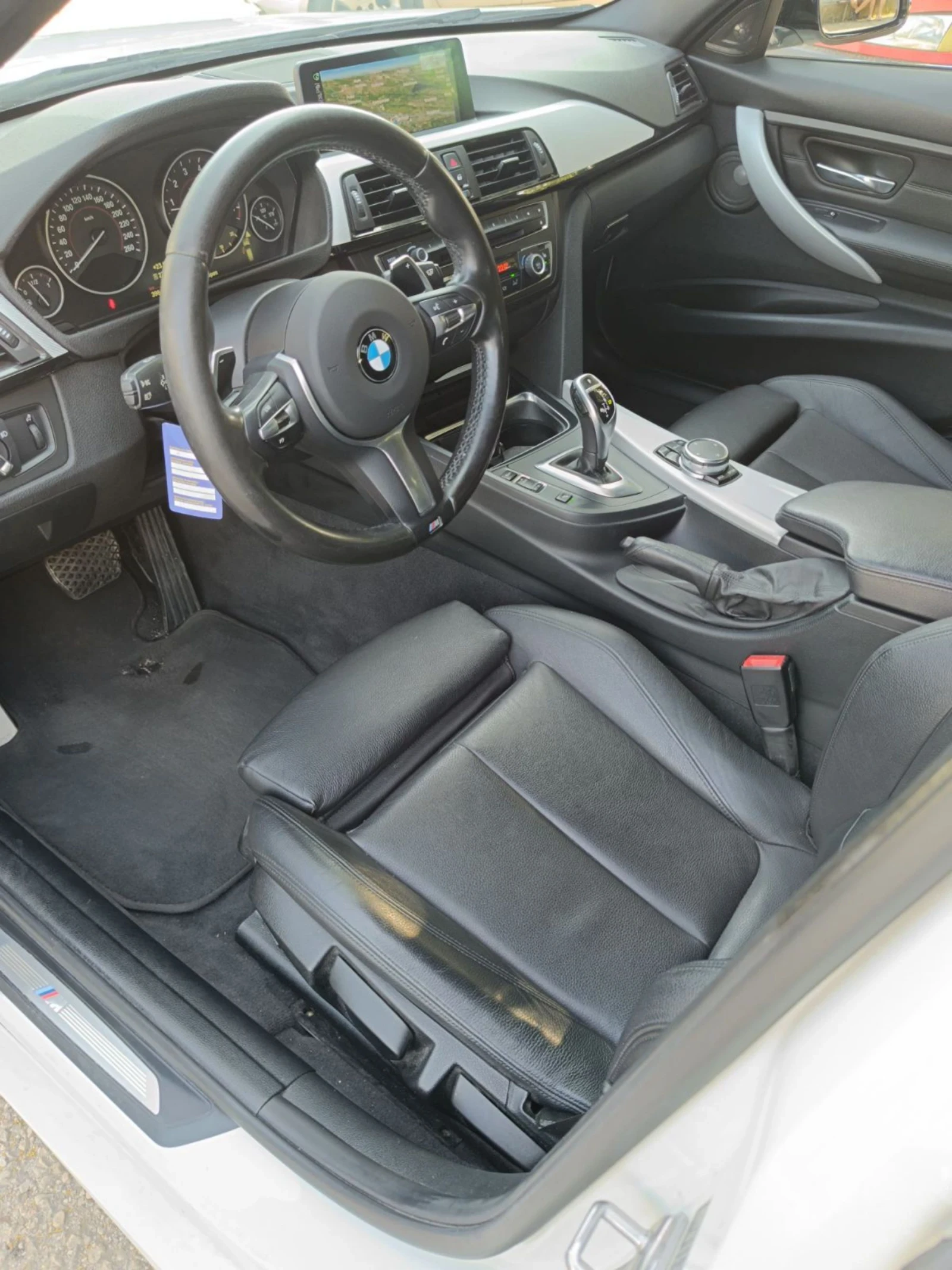 BMW 335  - изображение 10