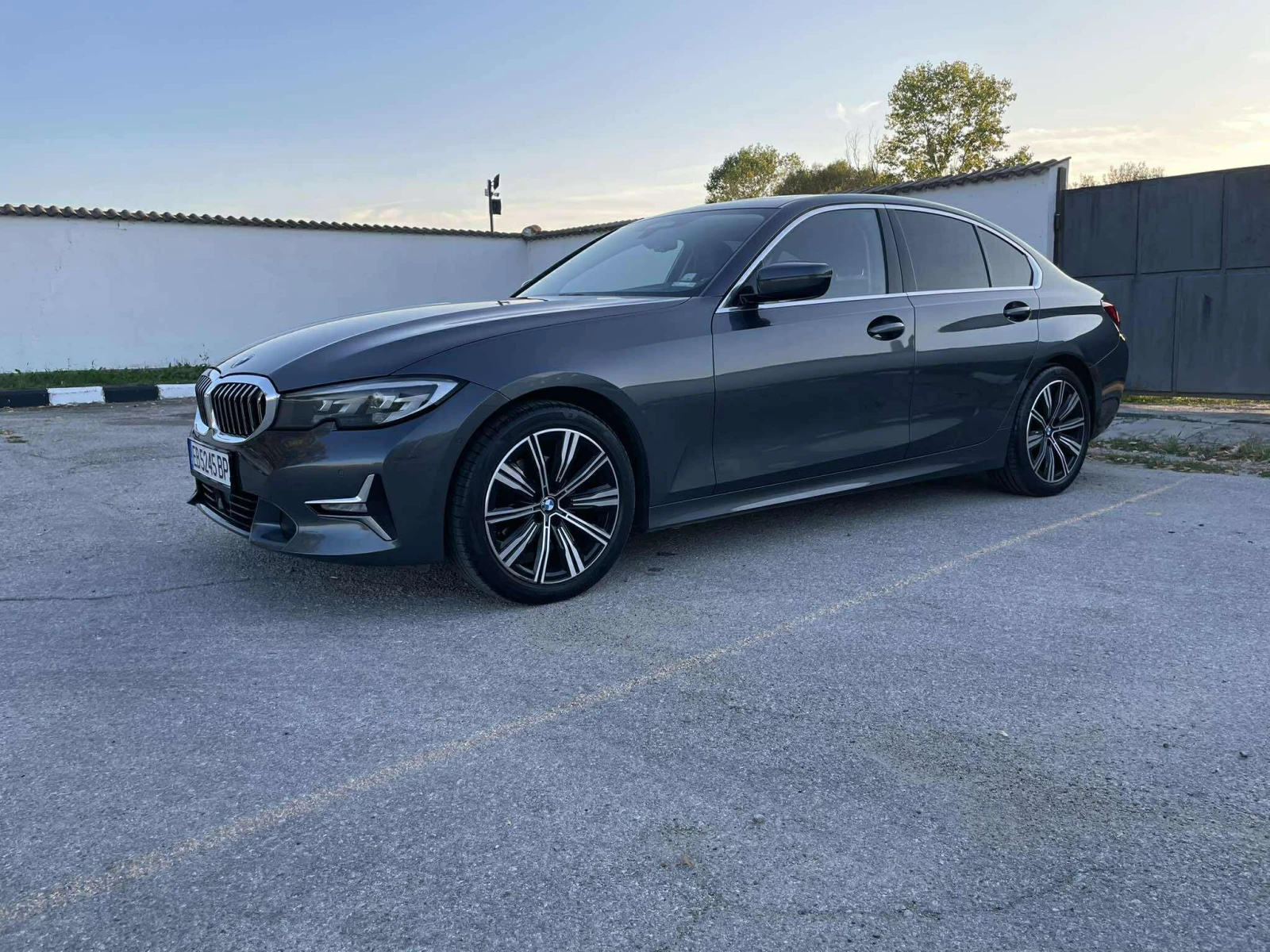 BMW 320 xDrive - изображение 2