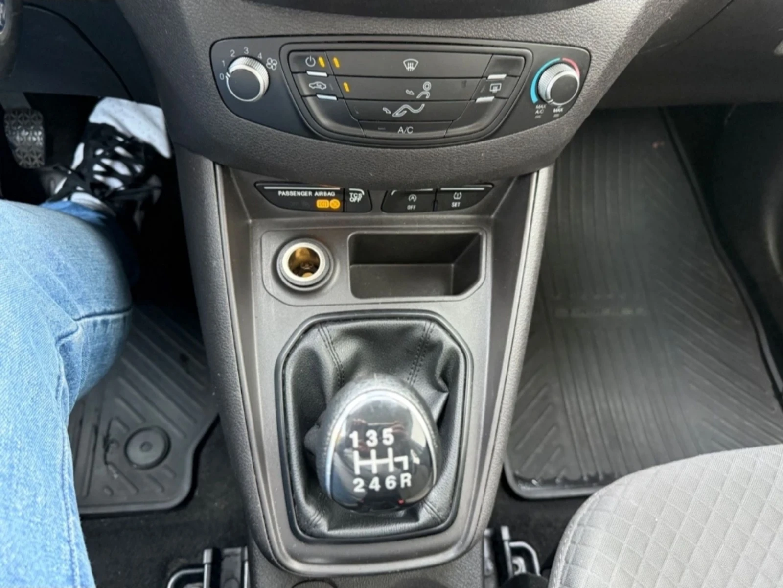 Ford Courier 1.5 дизел реални километри  - изображение 10