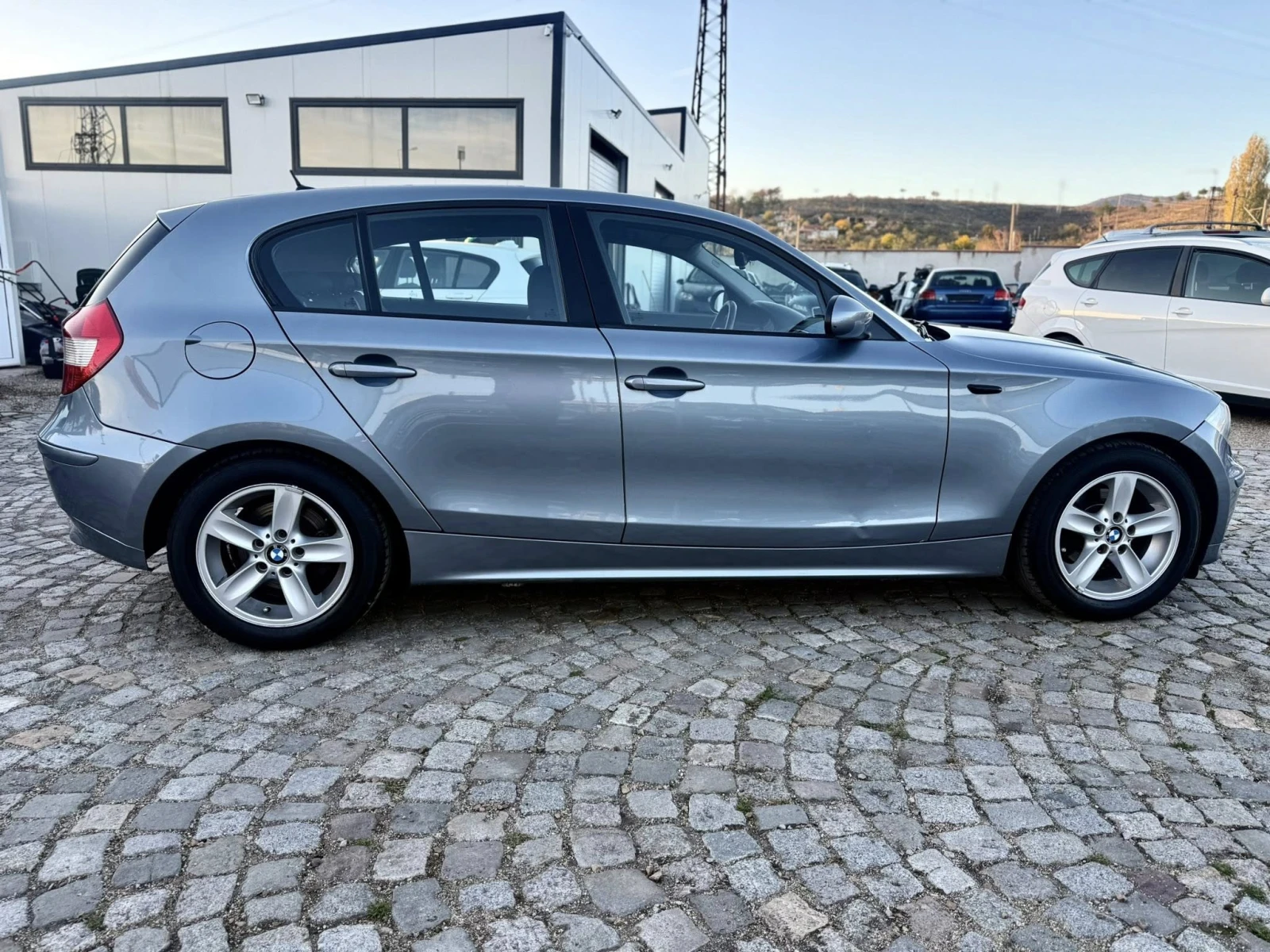 BMW 120 2.0 AVTOMATIK | Mobile.bg   6