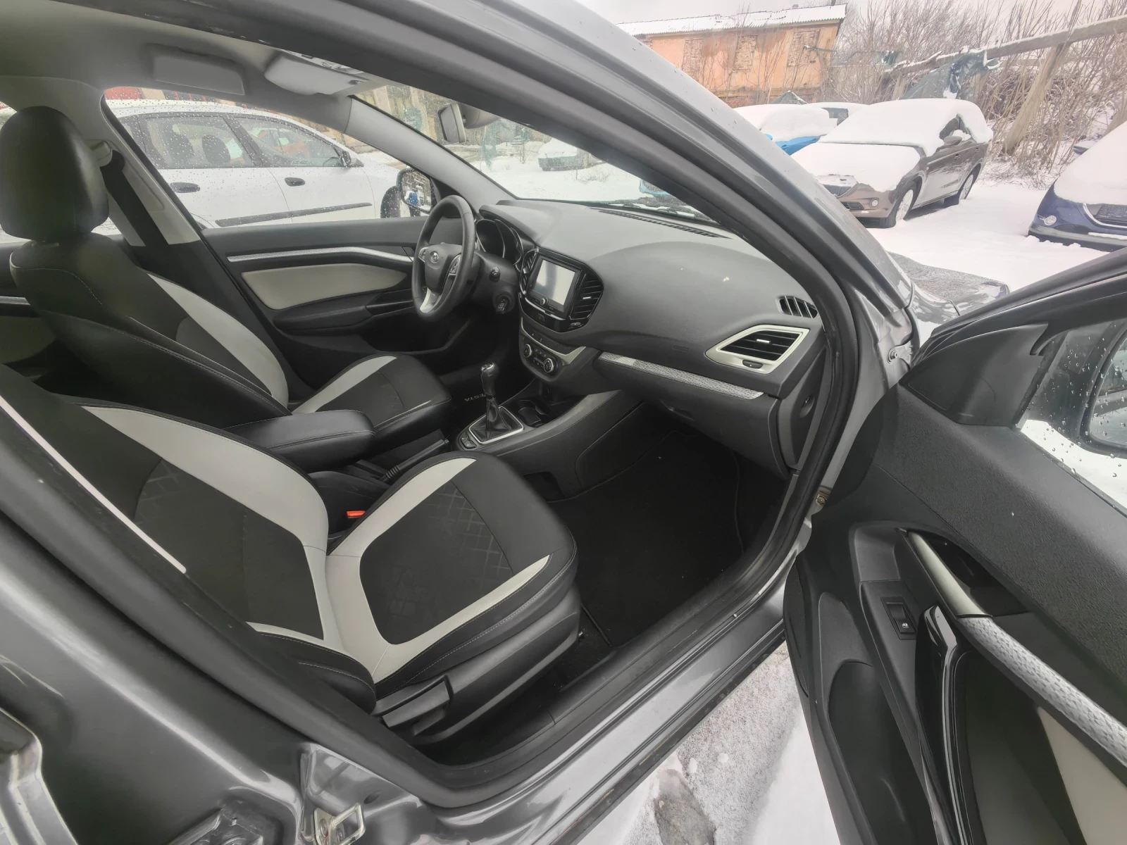 Lada Vesta CROSS 1.6 ������ 102 ��, ���� 6, ��� ���������  | Mobile.bg � ����������� 15
