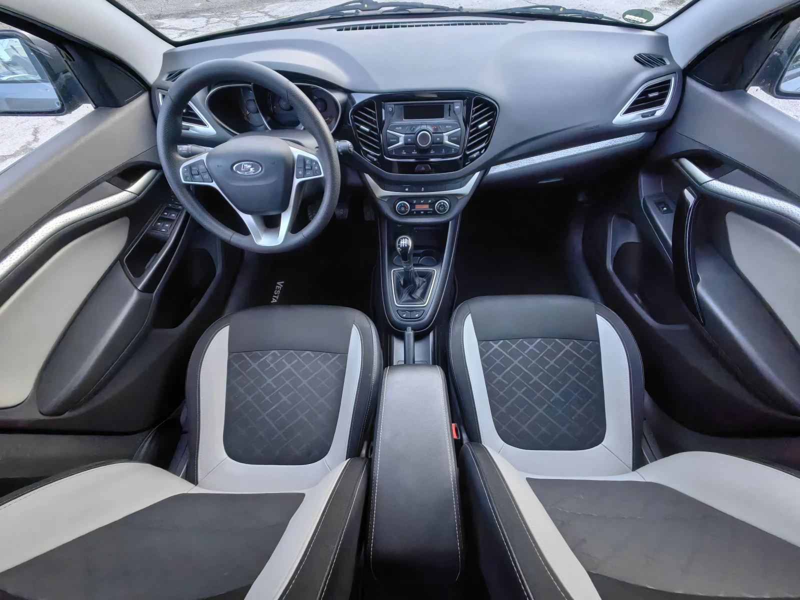 Lada Vesta CROSS 1.6 ������ 102 ��, ���� 6, ��� ���������  | Mobile.bg � ����������� 12