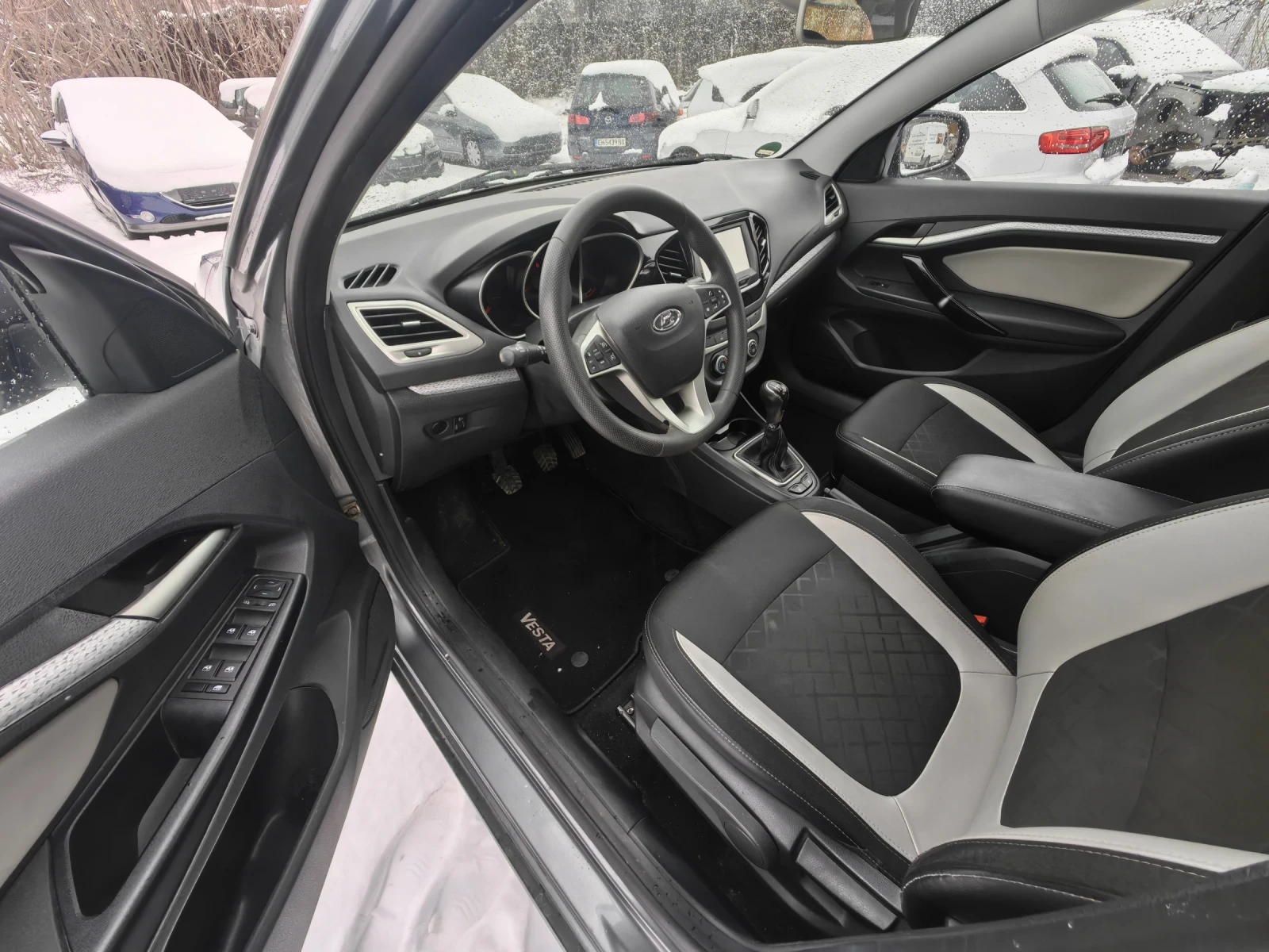 Lada Vesta CROSS 1.6 ������ 102 ��, ���� 6, ��� ���������  | Mobile.bg � ����������� 13