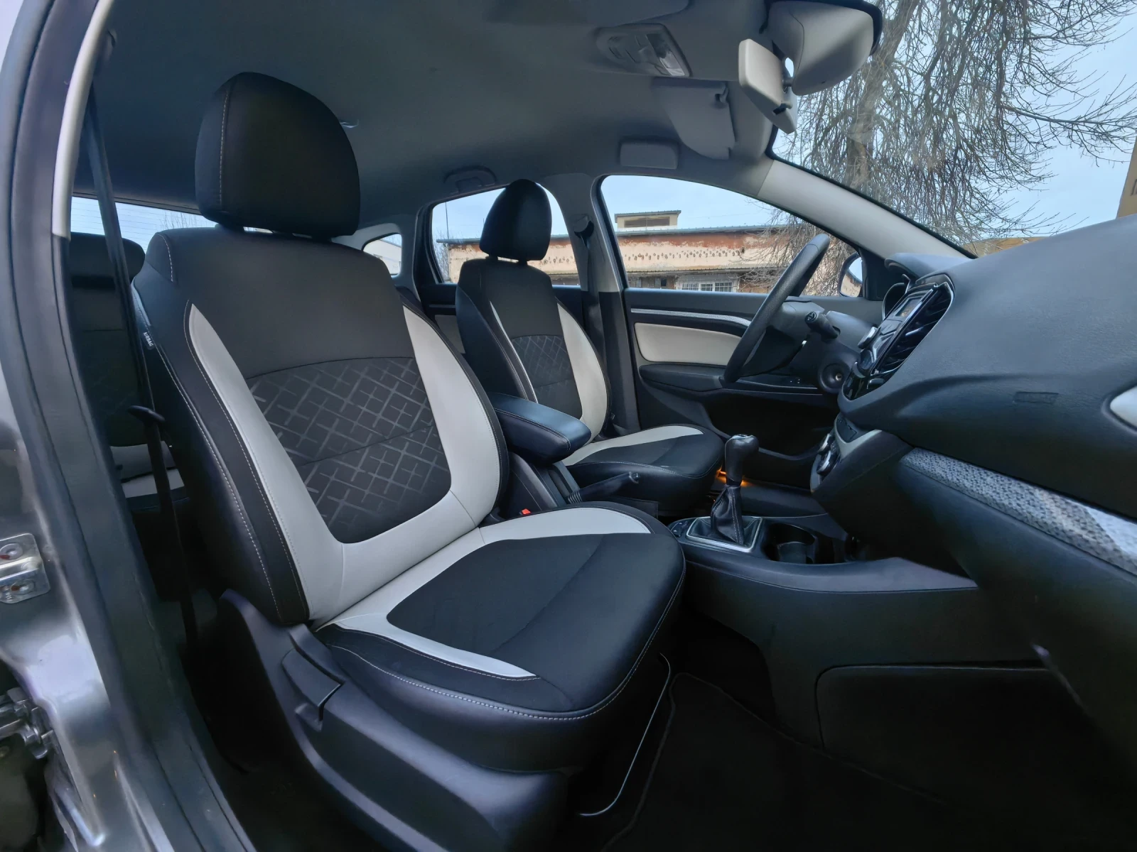 Lada Vesta CROSS 1.6 ������ 102 ��, ���� 6, ��� ���������  | Mobile.bg � ����������� 15